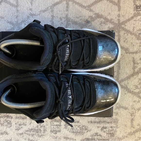 Jordan 11 Retro Low Barons - Picture 7 of 7